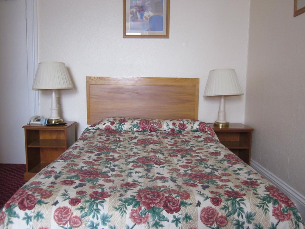 The Highcliffe Hotel 克利夫登 客房 照片